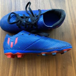 Adidas kids baseball cleats